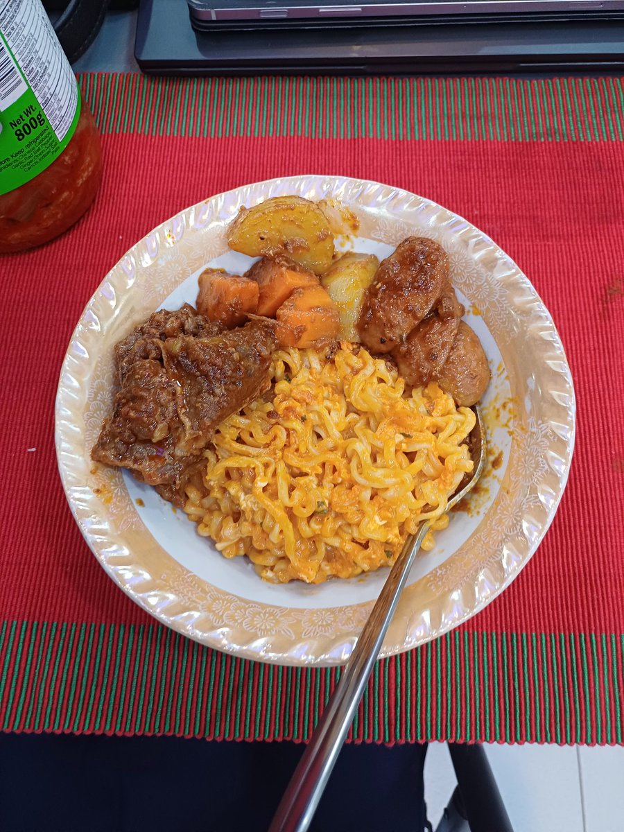 latenighttaks's tweet image. food tonight 😋