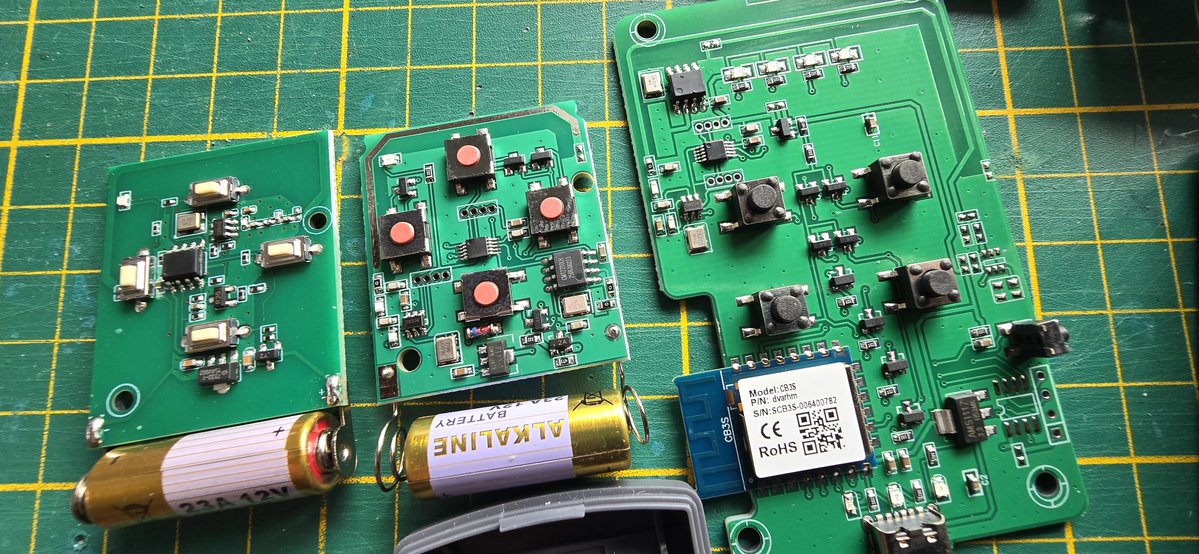 atc1441's tweet image. Teardown of a few Aliexpress Hörmann Remote Clones
Most interesting a Tuya WiFi Enabled one:
s.click.aliexpress.com/e/_opwprH1
Which turns out to be just as simple as a standalone remote(4Buttons) connected to the Tuya CB3S Belkin BK7231N module and handled as just GPIOs