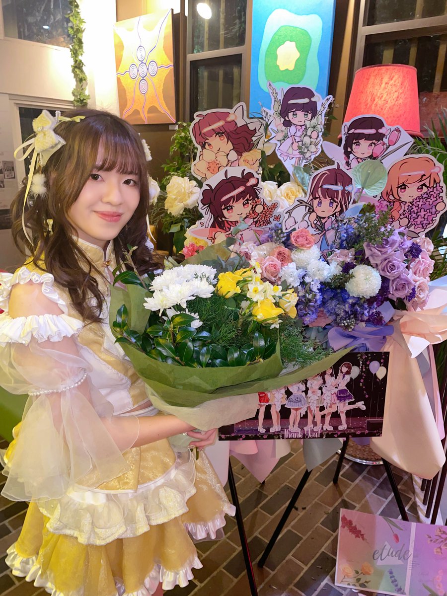 eule_etd's tweet image. words cannot describe how grateful i am to have been on this journey for the last 7 years.
my heart is so full of love for étude, and thankful to those who’ve helped us along the way.

and lastly, thank YOU for supporting us; we couldn’t have come this far without it 💛