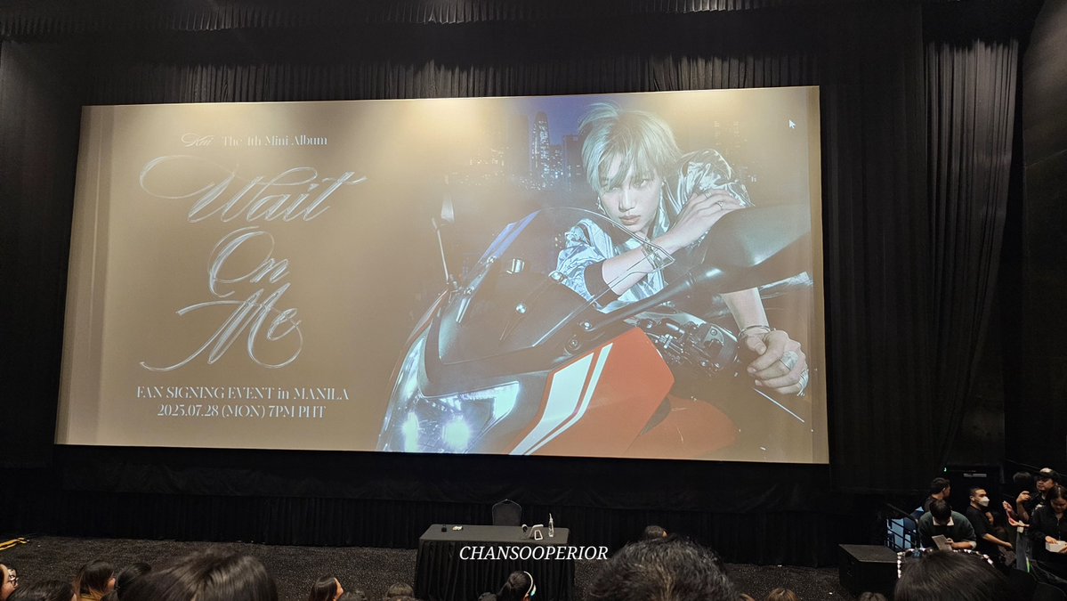 CHANSOOperior's tweet image. See you in a bit Kim Jongin β€οΈβ€οΈ
#KAIONinManila #KAI