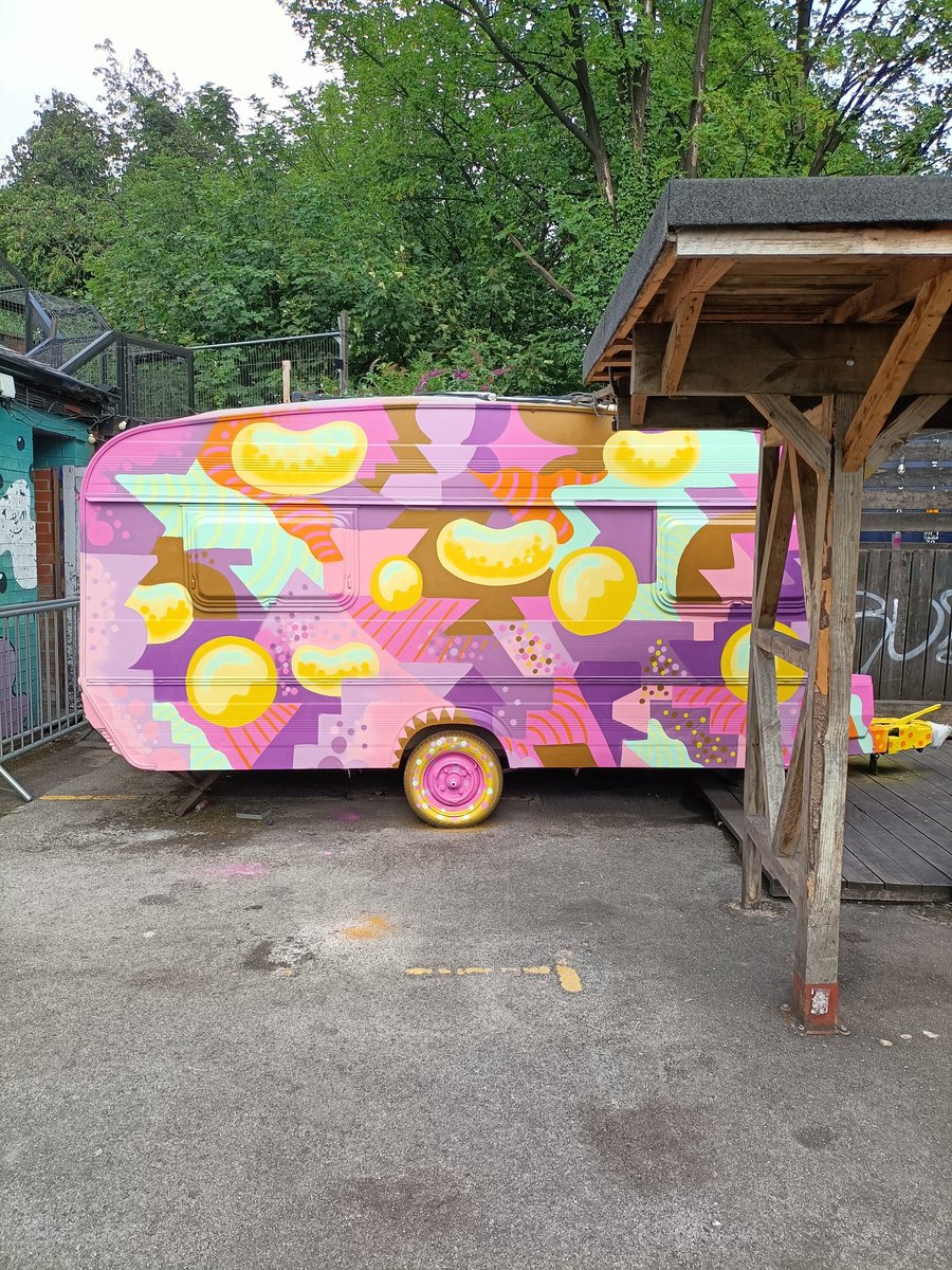 The Vaportrailer, the new 
Skopium van Bear residency at The Polar Bear in Hull 
#pinkyvision #porkrecordings #polarbearhull