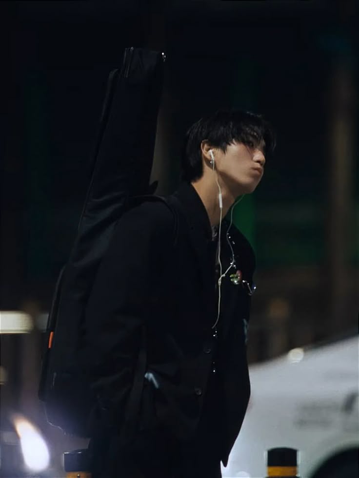 leeminHOThighs's tweet photo. Minsung mnsvng mnsng 🐰🐿  socmed :
Jisung and minho are soulmates. The type who finish each others sentences. You can easily tell that they're The couple. Jisung likes Minho, but Minho has a boyfriend who's not Jisung. https://t.co/w7HrQXaESt