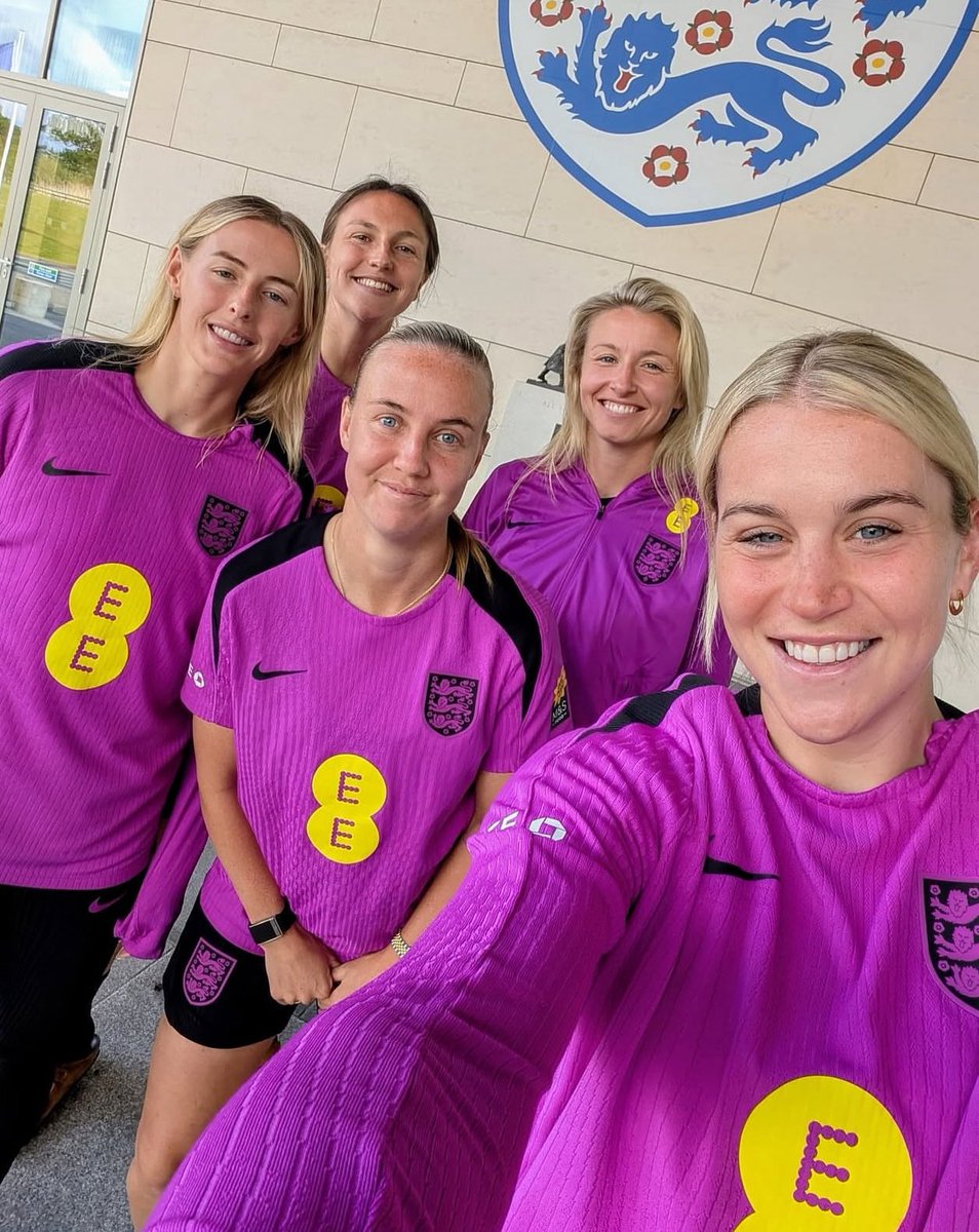 sophie (@sophiesawfc) on Twitter photo EUROPEAN CHAMPIONS FOR CLUB AND COUNTRY HOW ABOUT THAT EUROPEAN CHAMPIONS FOR CLUB AND COUNTRY HOW ABOUT THAT