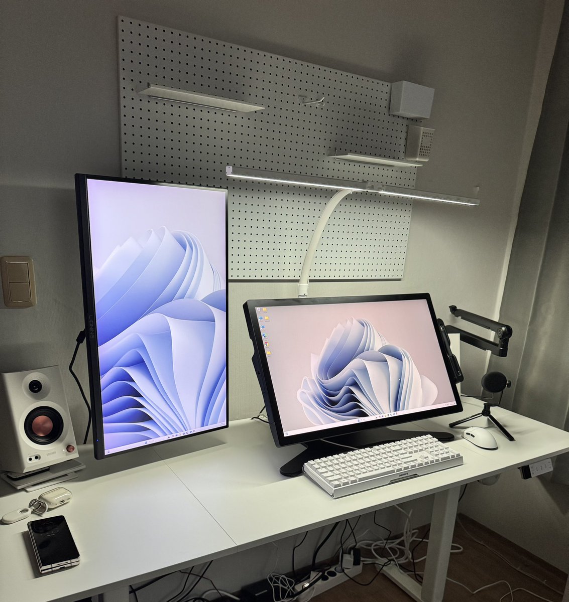 저가 드디어..작업실이 생겼어여!! 히히