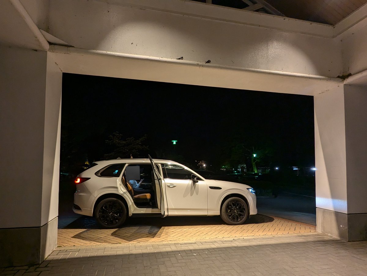 tabitetu_N's tweet image. 付け待ちもこの車だと結構様になる