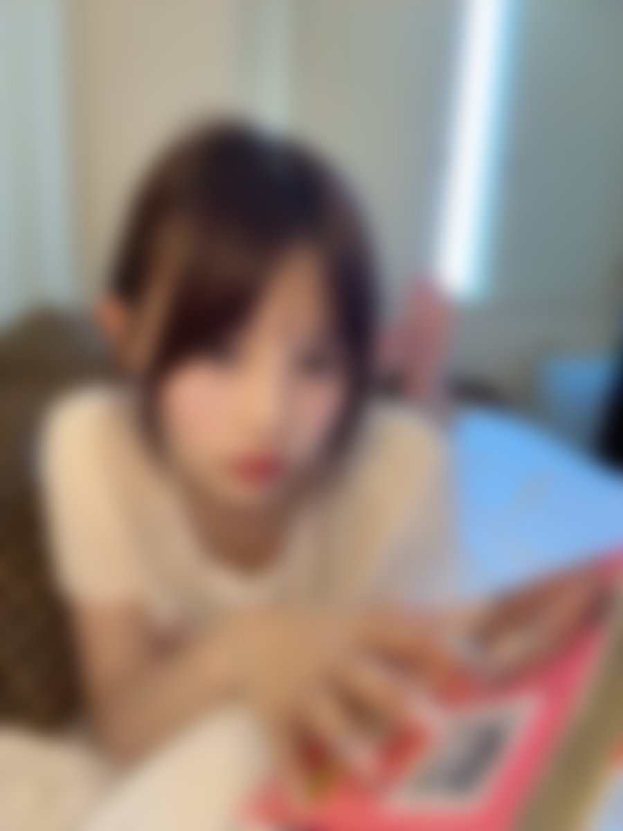 CANDY_TUNE_'s tweet image. ✨🩷 #きゃんちゅー FCブログ更新🩷✨

🍬村川緋杏🍬 
@bibian_ct1203
 
『福岡と色んな乾杯✧︎(🕶)🖤』

⬇️ブログはこちら
candytune.asobisystem.com/blog/detail/66…

#村川緋杏
#CANDYTUNE #きゃんちゅー