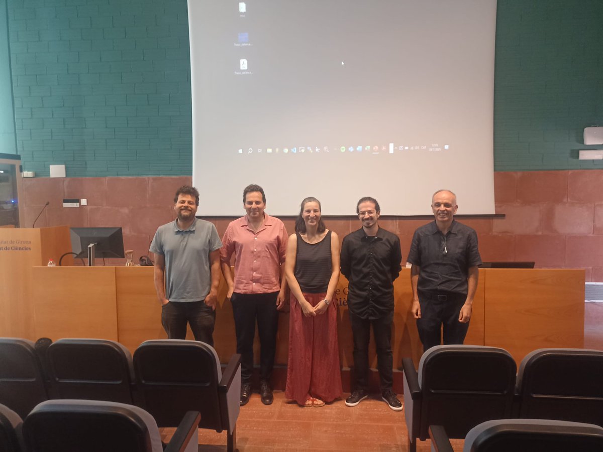 IQCCUdG's tweet image. We have a new doctor at the IQCC! We are really proud of @DanielBoschCoch for completing a PhD under supervision of @LluisBlancafort. We wish him all the best in his professional future.
@udgdoctorat @UdGRecerca @gentudg @TCBioSys