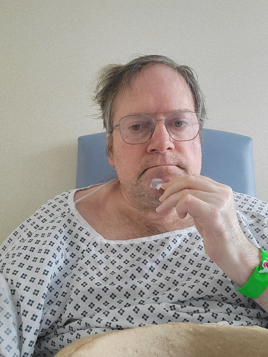 TimmyUk's tweet image. ... shave time wearing my excellent glasses watching Golf on SkyGo in sideroom in hospital ... ๐ฅ ๐ ๐จ ๐งโโ๏ธ ๐ฑ ๐ผ ๐คณ ๐ฐ ๐ก ๐