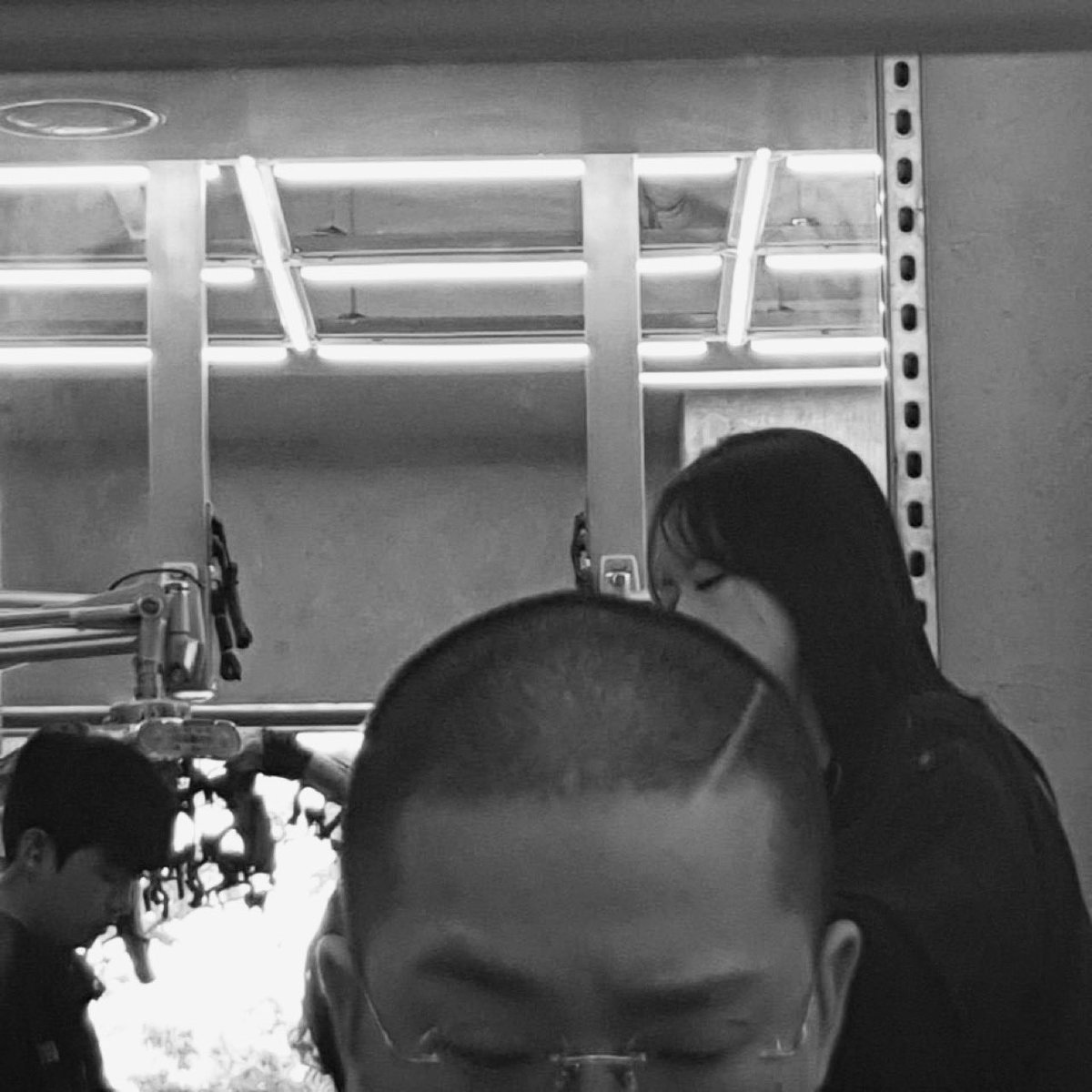 노인 tweet media