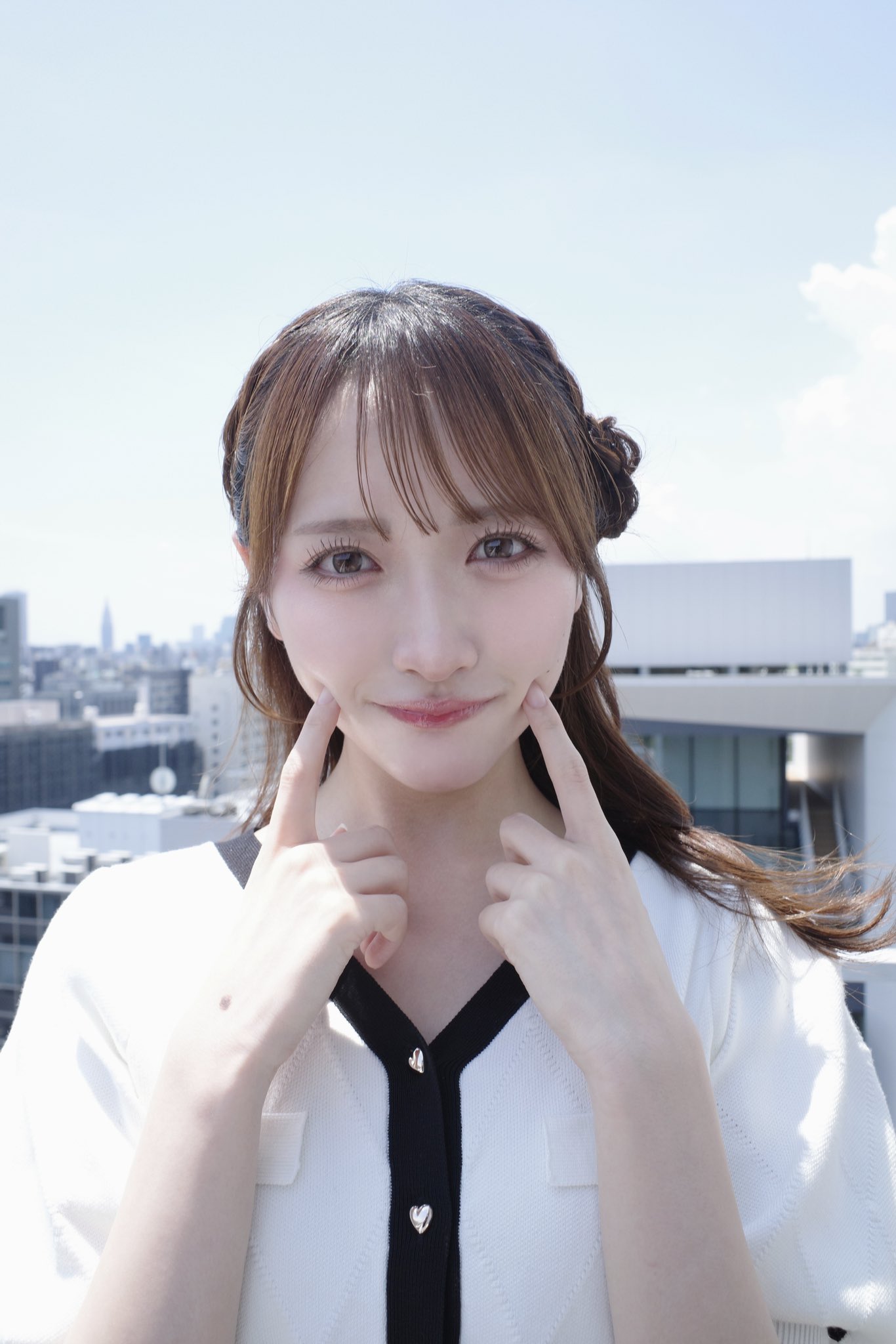 石田千穂② 石田千穂2nd写真集「太陽って何色？」発売中！【公式
