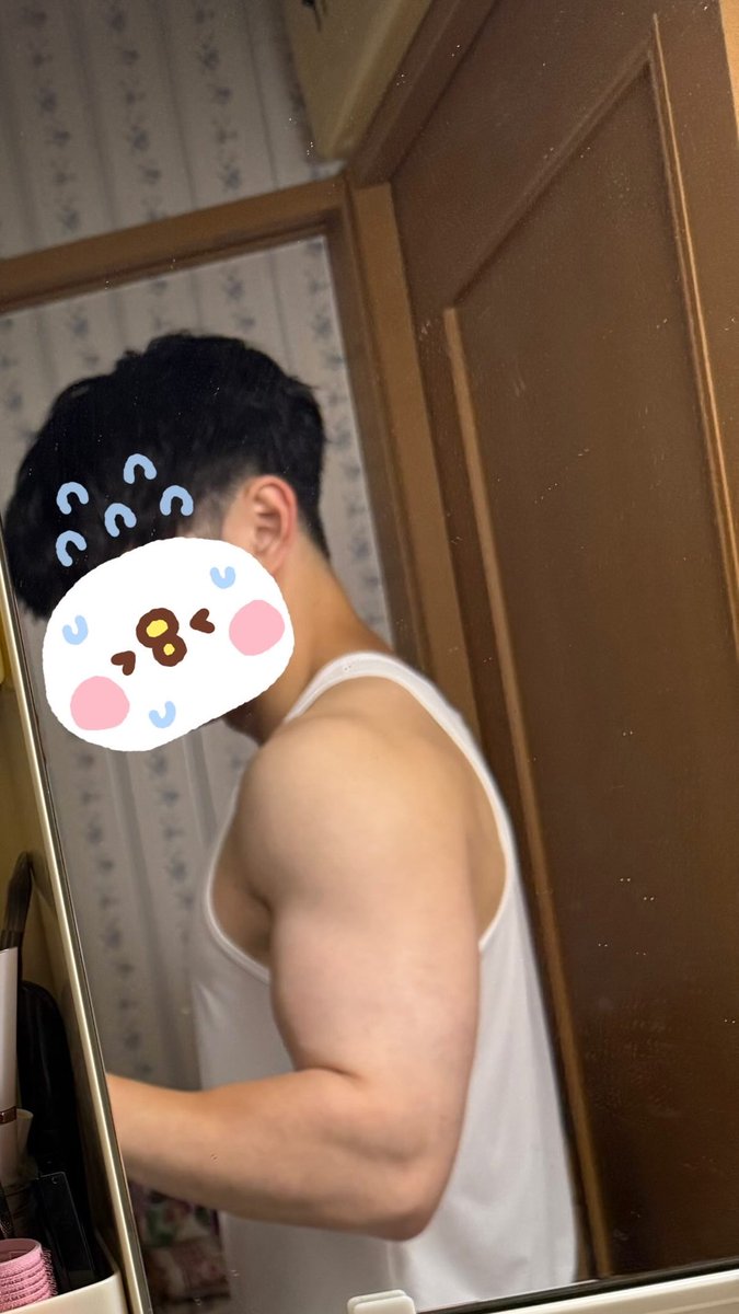 前まで普通に着れてたタンクトップがキツキツになってきて大きくはなってるんだなって