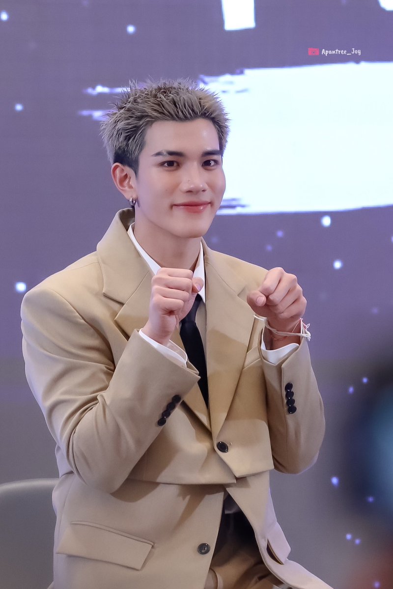 Apantree_joy's tweet image. 😸🥰 @tawattannn 

#Fourth1stFMinShanghai 
#Fourthnattawat #โฟร์ทณัฐวรรธน์ 

[📷#ByApantree]