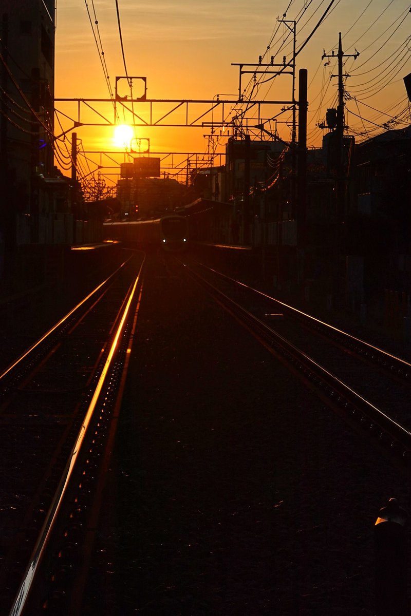 chackn3064's tweet image. 今日の夕景。

#夕日 
#線路のある風景