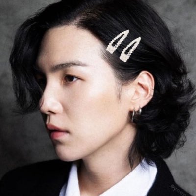 Gyuphoriaaaa's tweet image. #NewProfilePic yes i changed layout again but blame user @yoongibow for creating this🥺🥺🥺🥺🥺🥺