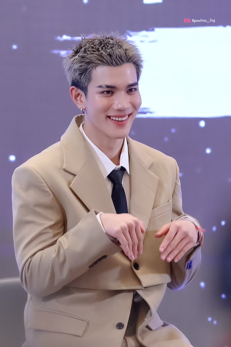 Apantree_joy's tweet image. 🐶 🥰 @tawattannn 

#Fourth1stFMinShanghai 
#Fourthnattawat #โฟร์ทณัฐวรรธน์ 

[📷#ByApantree]