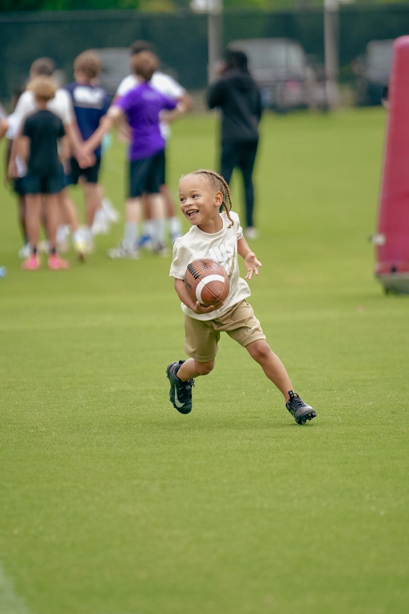 Dyrell_Roberts's tweet image. MAJOR ROBERTS TAKES 4️⃣!!! HAPPY BIRTHDAY MY MAN!!! DADDY LOVES YOU SO MUCH!!! 🎂🎉🎁🍾🤟🏾💙💎