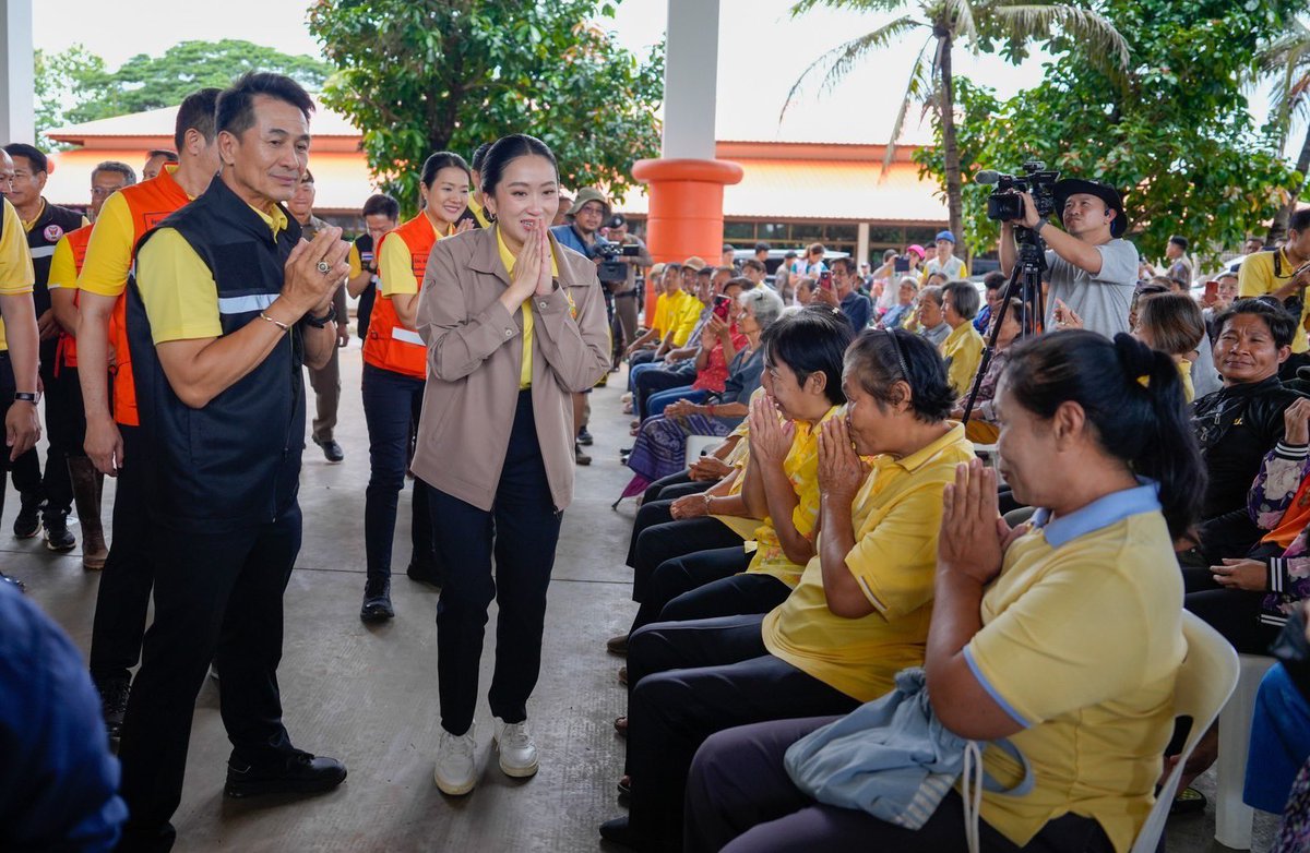 IngshinF36874's tweet image. แพทองธาร รมว.วธ ลงพื้นที่อำเภอเวียงสา จ.น่าน มอบถุงยังชีพ 1,000 ชุด แก่ผู้ประสบภัยน้ำท่วม ที่วิทยาลัยการอาชีพเวียงสา
