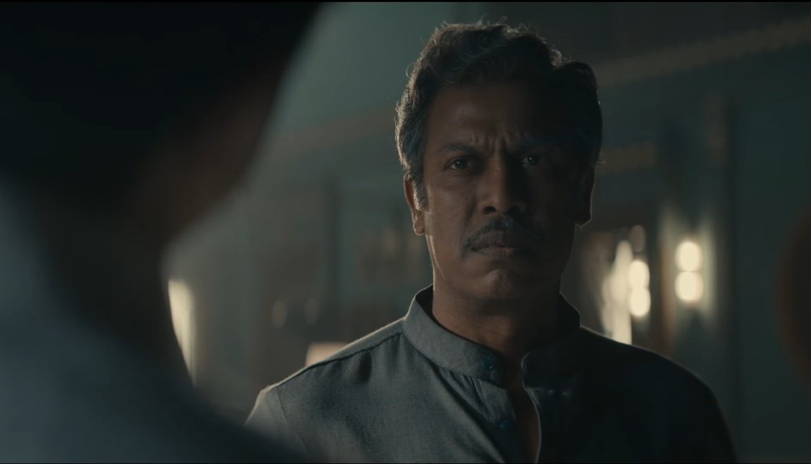 Aneesh_98's tweet image. #Kaantha Teaser : promises intense drama and visual masterpiece, Kaantha explores ego, love, art, and emotions in a titanic clash between two great artists !🙌
@dulQuer and #Samuthirakani delivered an intense performance !🙌
#BhagyashriBorse makes a memorable impression !🙌