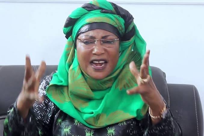 Drelmoatiku's tweet image. 📌ADC Deputy National Chairman (Northwest). Hajiya Naja’atu Mohammed is the most vocal woman in the entire Northern Nigeria. She is the typical meaning of fire for fire. She will help us to give GBola Tinubu some sleepless nights.📌