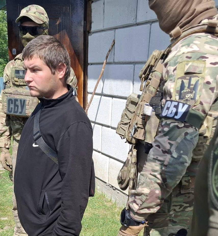 Zzn2Jane's tweet image. Нечисть 🤬
На Волині СБУ спіймала 24-річного місцевого, який працював на білоруський КГБ — збирав інформацію про ЗСУ.
Тепер на нього чекає довга &quot;відпустка&quot;, де головне меню — дранікі з хлібної скоринки.