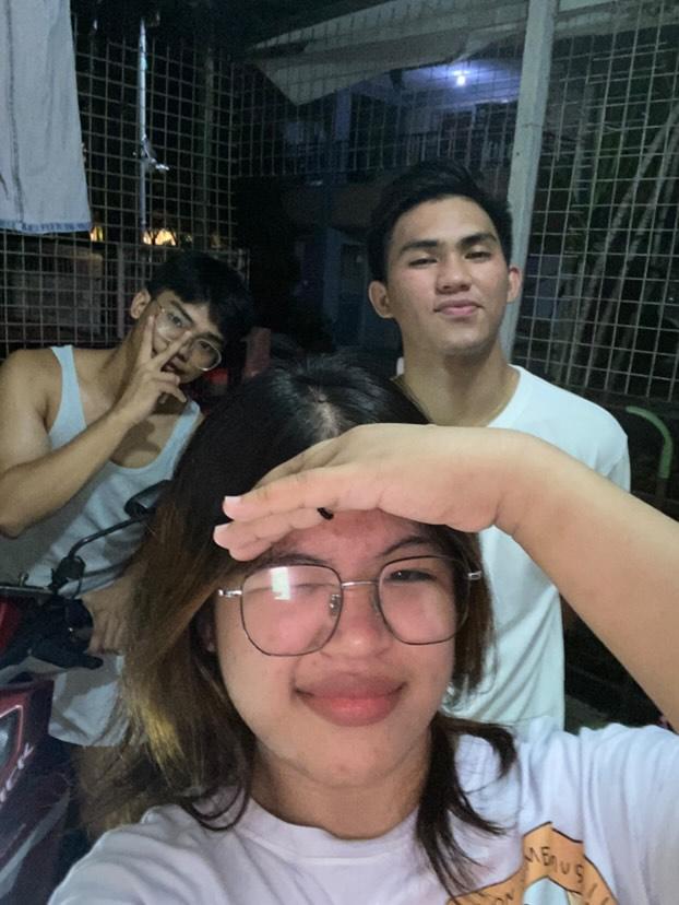 aintyogirl's tweet photo. to my adieboy!!! it was funny being your ate, gonna miss all those hugs and your funny stories everytime u arrive at work. hindi naman nakakaiyak, sakto lang. HAHAJAHAHAHAHA goodluck sa stud, make me proud &amp;&amp; ipakita mo sakanila sino ka. https://t.co/LJWH7CGZ6X