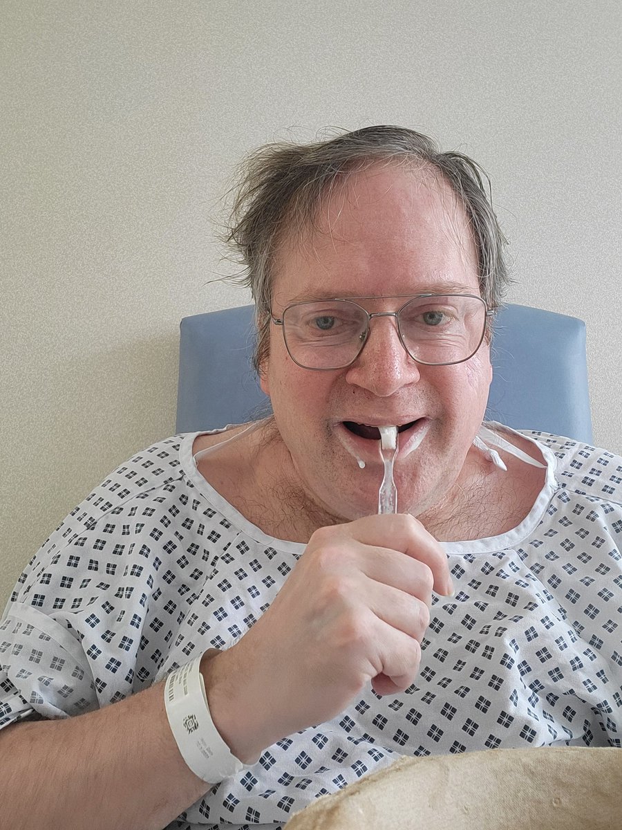 TimmyUk's tweet image. ... teeth cleaning time wearing my excellent glasses watching Golf on SkyGo in sideroom in hospital ... ๐ฅ ๐ ๐จ ๐งโโ๏ธ ๐ฑ ๐ผ ๐คณ ๐ฐ ๐ก ๐ ๐ ๐