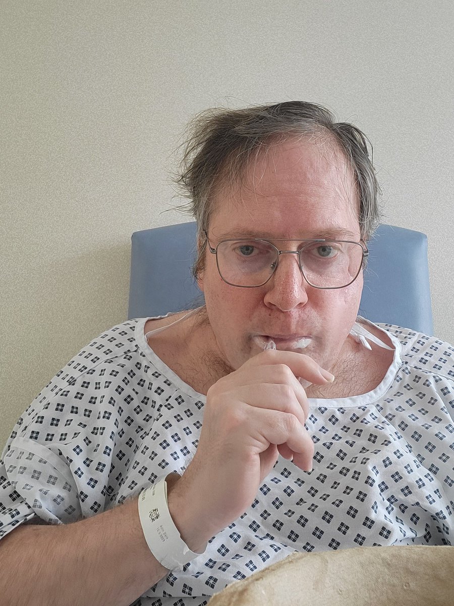 TimmyUk's tweet image. ... teeth cleaning time wearing my excellent glasses watching Golf on SkyGo in sideroom in hospital ... ๐ฅ ๐ ๐จ ๐งโโ๏ธ ๐ฑ ๐ผ ๐คณ ๐ฐ ๐ก ๐ ๐ ๐