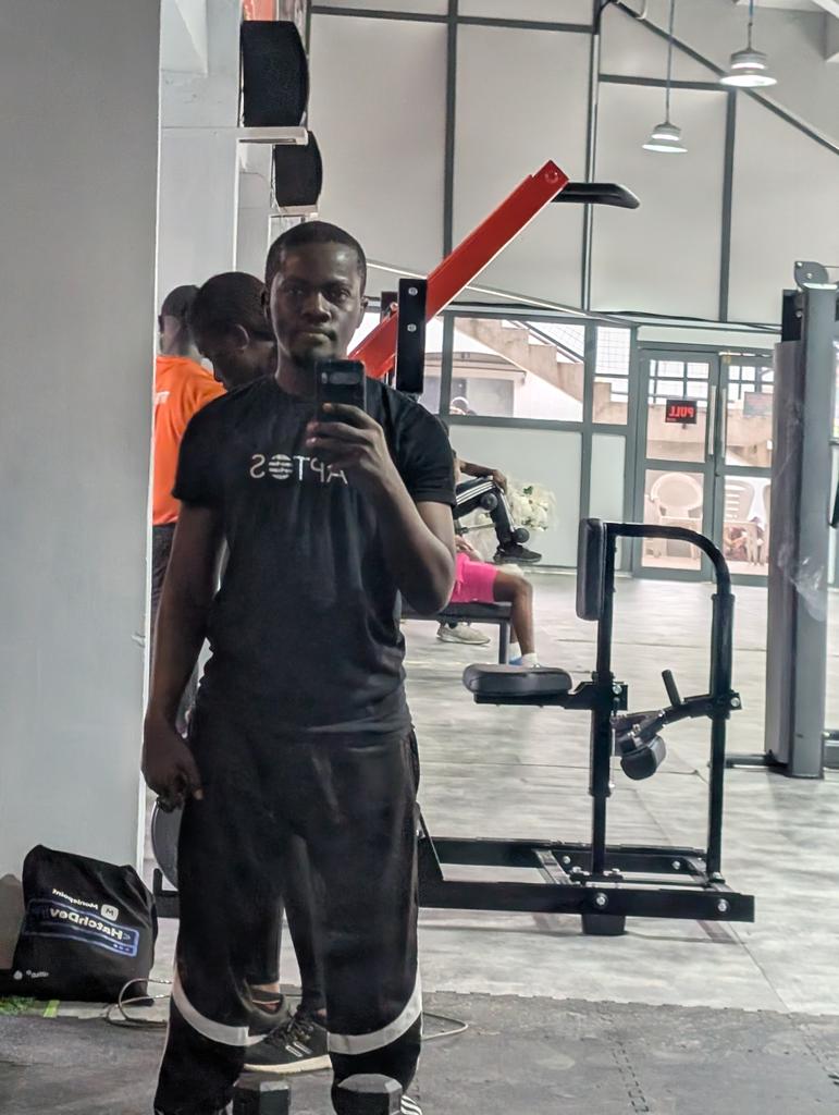 YinusaWeb3's tweet image. Move Mondays! 

Trust you all stay cooking to end this month on a high note. 

Remember money moves best on aptos 😉
You can trade with @kanalabs
Stake with @AmnisFinance and then go Bank it in @EchelonMarket 

What other moves you making my aptos DeFi lords?