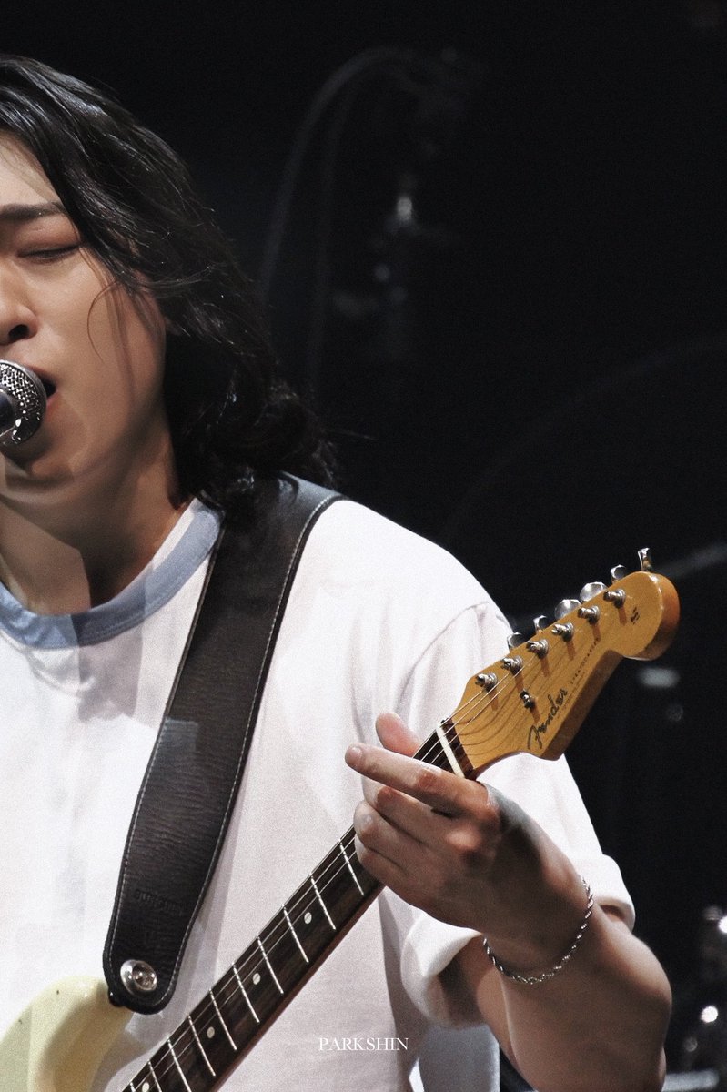 𝐒𝐇𝐈𝐍 tweet media