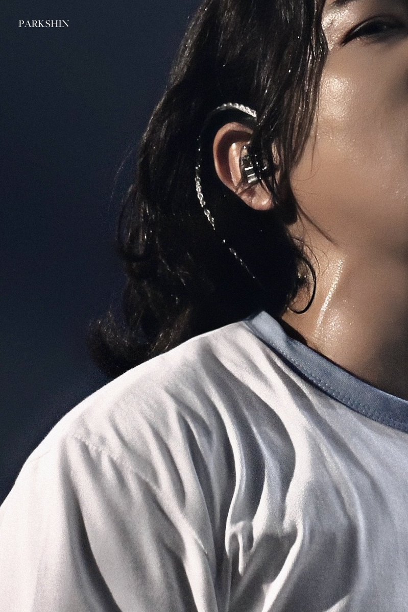 𝐒𝐇𝐈𝐍 tweet media