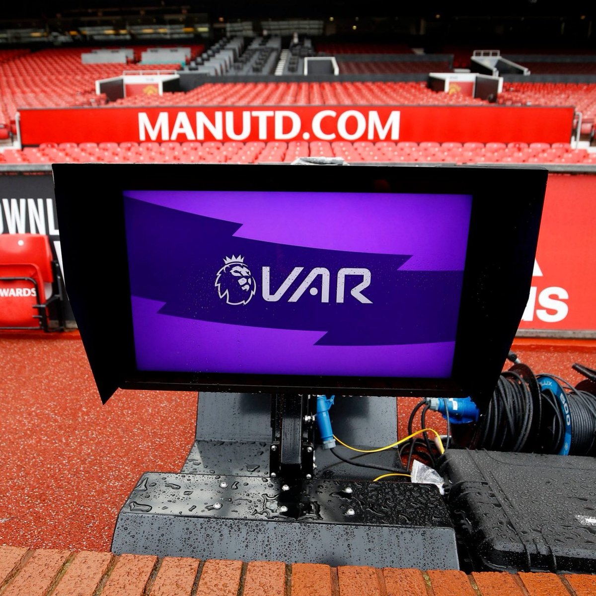 Alex_LFC123's tweet image. Describe VAR in one word