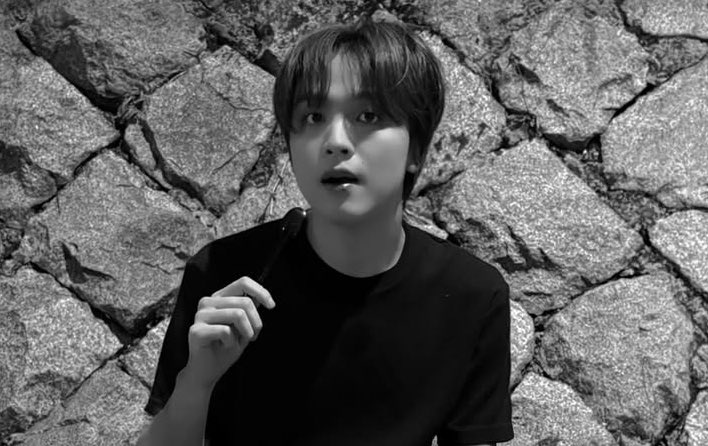 haechmfal's tweet image. that pretty little open mouth he does…
