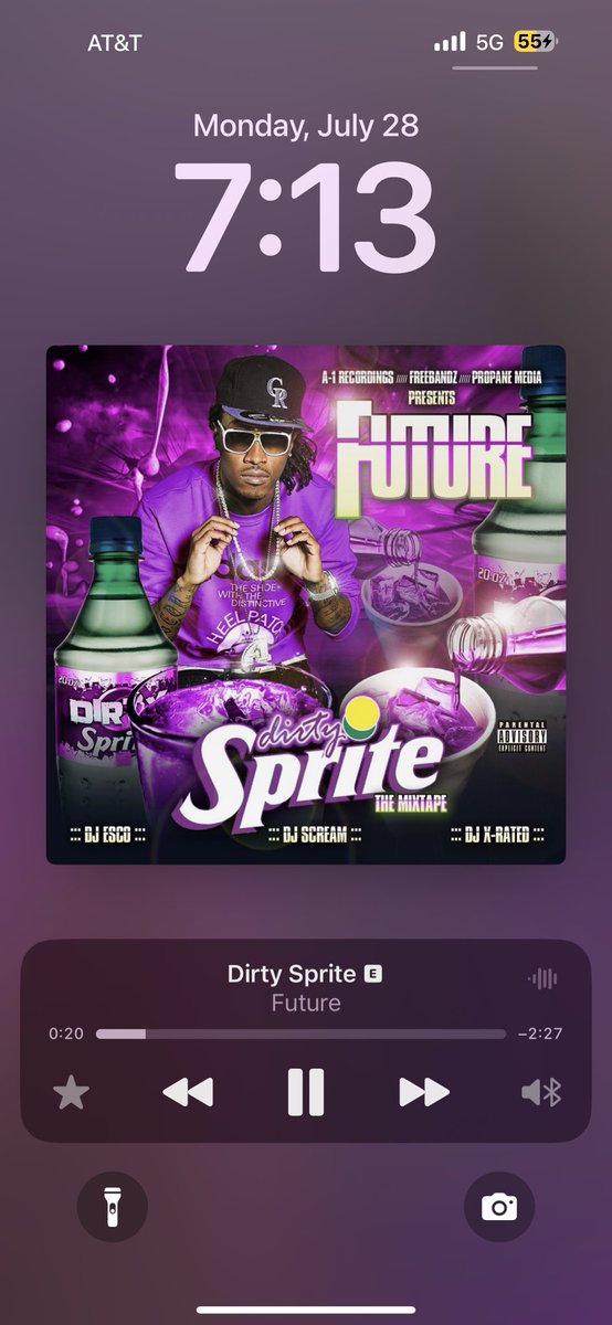 PControlPeezy's tweet image. Letting that old Future take me back to the crib after work