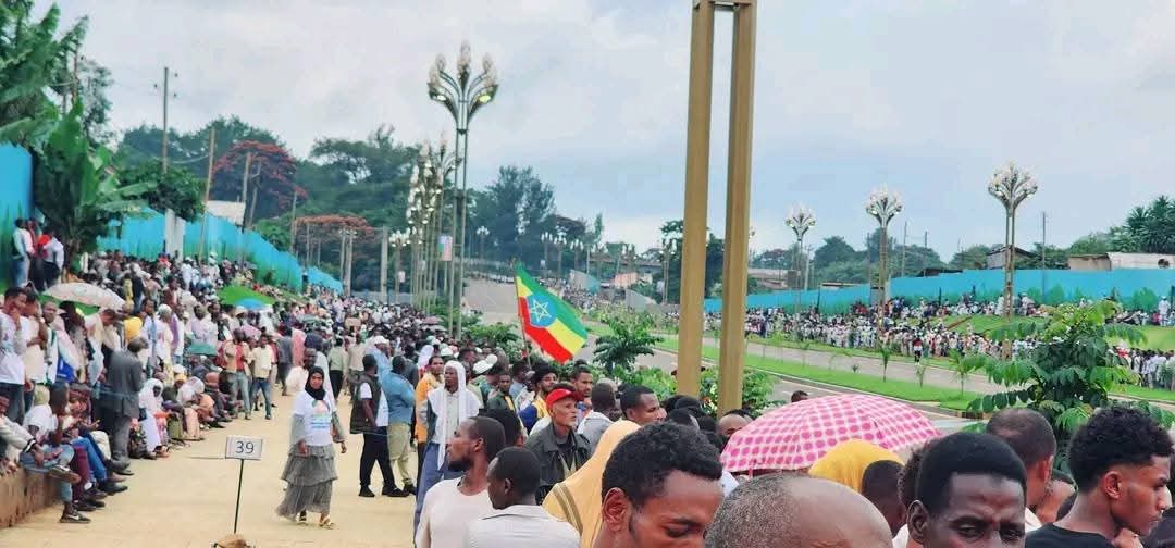 MollaJejaw's tweet image. ጠቅላይ ሚኒስትር ዶ/ር ዐብይ አህመድ ከጣሊያኗ ጠቅላይ ሚኒስትር ጋር ለሥራ ጉብኝት ጅማ ከተማ ሲገቡ የከተማው ሕዝብ ከፍተኛ አቀባበል አድርጎላቸዋል።