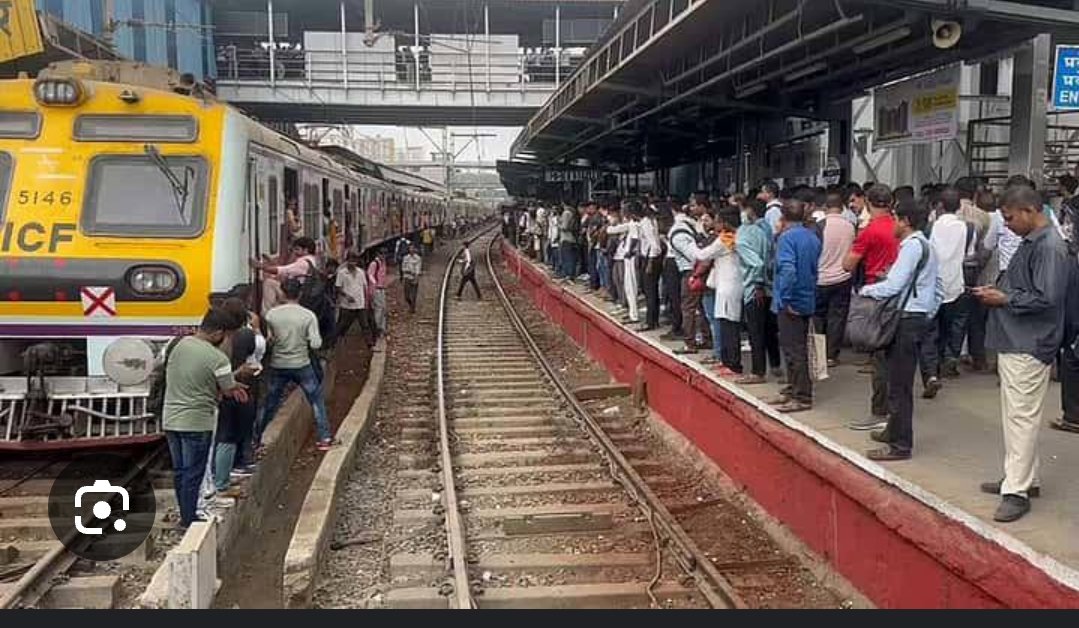 🚨Mumbai suburban rail network records 2,282 fatalities in 2024: Vaishnaw