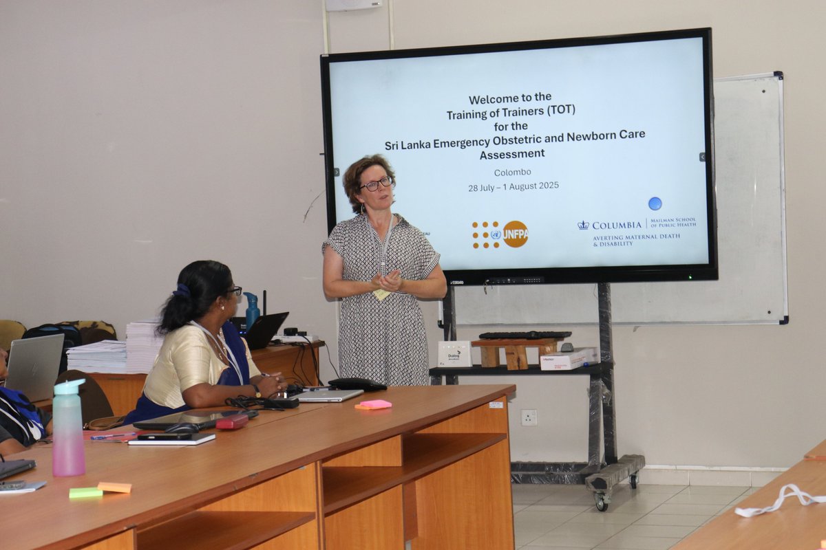 UNFPASriLanka's tweet image. For the first time globally, #SriLanka is applying the updated EmONC assessment by Columbia University with @UNFPA, @UNICEF & @WHO.
Led by @MoH_SriLanka’s FHB & supported by @UNFPASriLanka, a 5-day training is building national capacity to strengthen maternal & newborn care.