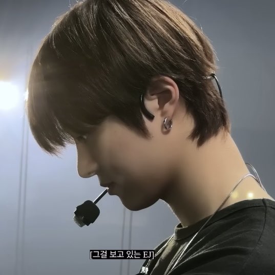 나의주옆태좋아하는거아는사람..