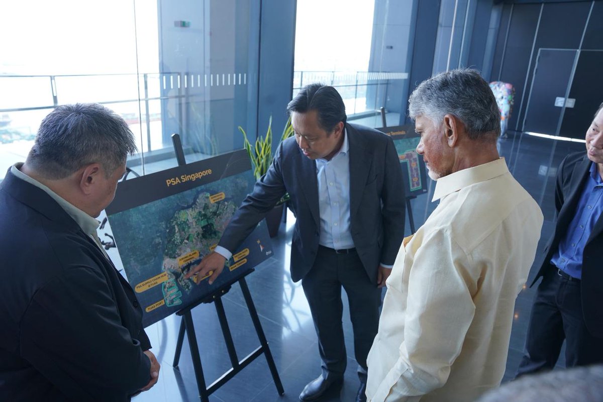 Trends4TDP's tweet image. Hon’ble Chief Minister Shri N. Chandrababu Naidu Garu visited Tuas Port to explore innovative avenues for port-driven industrial growth, advanced logistics solutions, and world-class export infrastructure development.