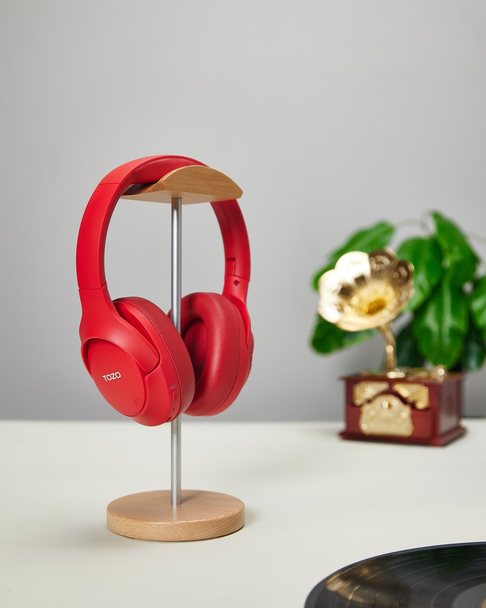 🎧 Immerse yourself in rich sound with the vibrant red TOZO headphones. Unmatched comfort and style for your listening pleasure. 

#TOZO #Headphones #Red #Audio #Music