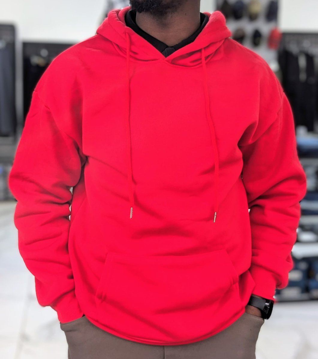 nanahnkamu's tweet image. Hi Guys, some quick winter necessities, I have some UNISEX HOODIES on sale, they are plain with no prints but warm enough 👌. Some pieces have no hood.
K225 EACH.
Call or Whatsapp 0975167175 to purchase.
Sizes M - XXL
Especially plus sizes available.
