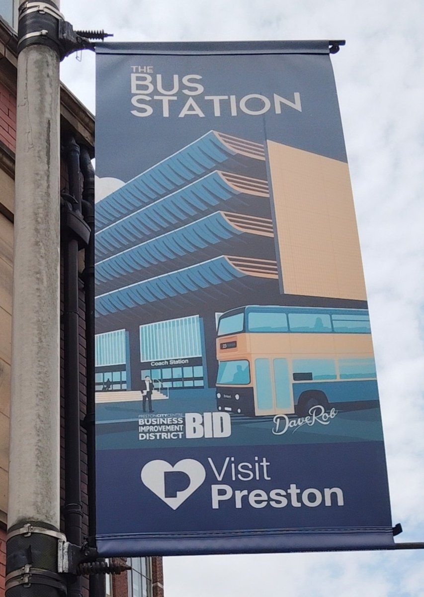 Gillylancs's tweet image. A couple of iconic Preston Landmarks on Ringway Opposite the Crown Court 

#preston artist Dave Robinson(DaveRob )

You will like these @steve