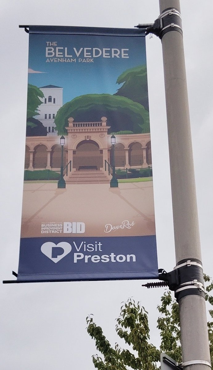 Gillylancs's tweet image. A couple of iconic Preston Landmarks on Ringway Opposite the Crown Court 

#preston artist Dave Robinson(DaveRob )

You will like these @steve