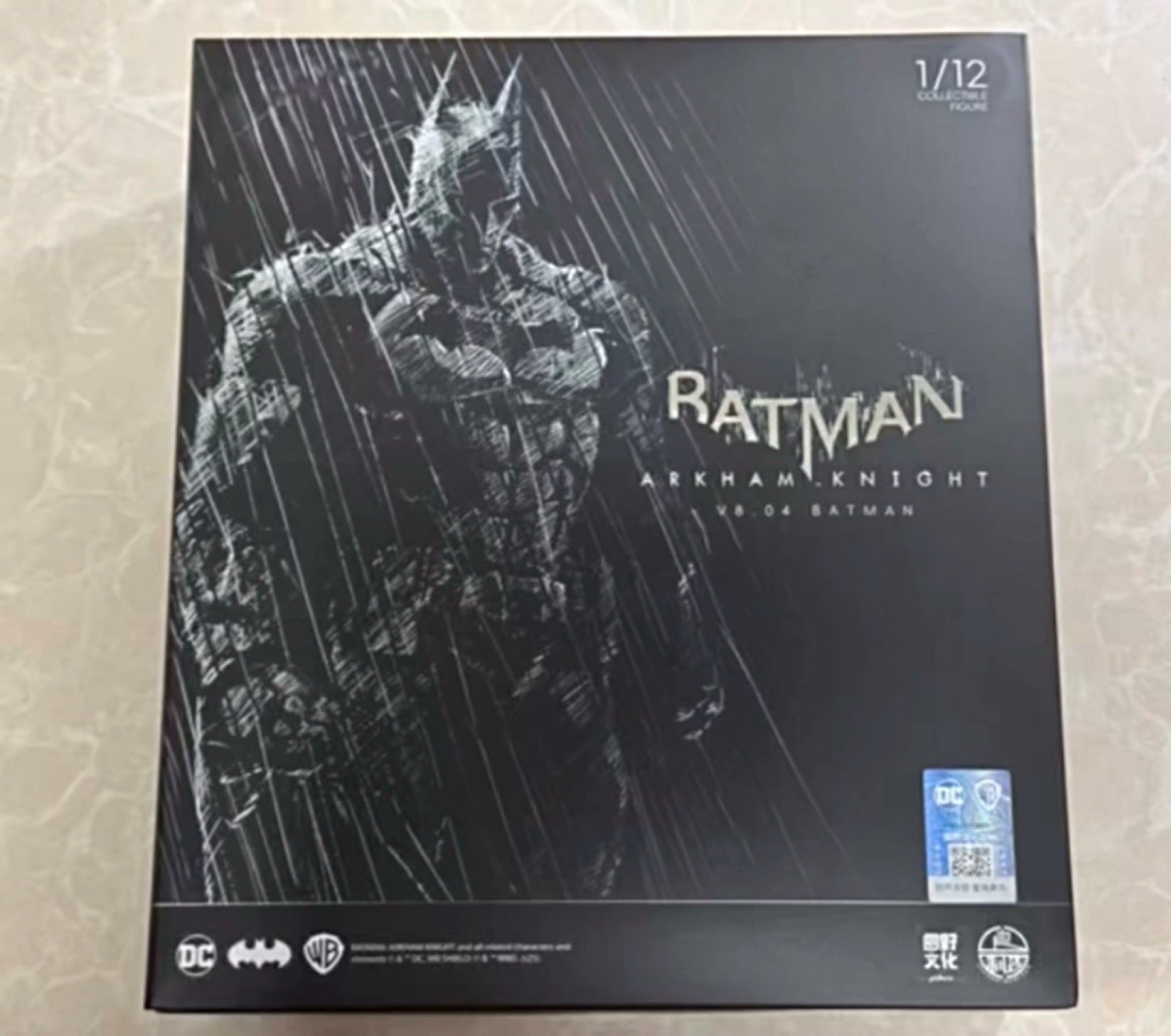 コヤンイサムチョン♥️ダンディーなバッドマンキャト Amazon | Batman: Knight Out (Detective Comics (1937-2011