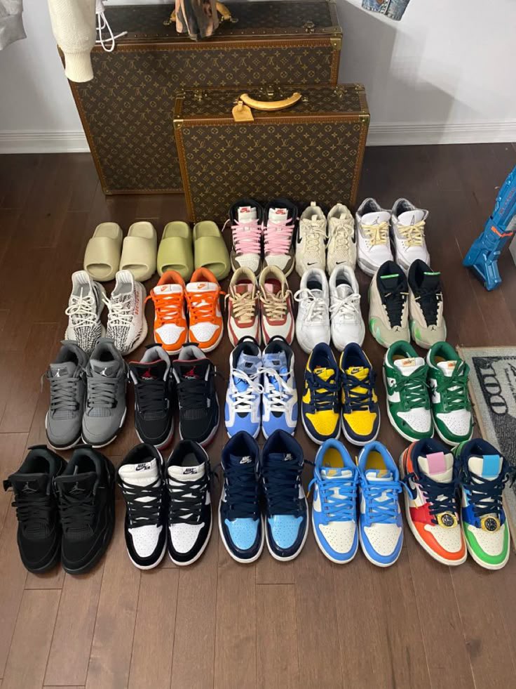 AkosuahBi's tweet image. Gentlemen, which collection would you rather have?