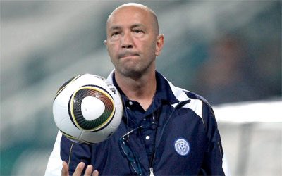 433_uae2's tweet image. 🎙️ - زينغا:

في دبي يمكنك ترك باب المنزل الأمامي بدون قفل والمفاتيح على سيارتك، ويمكنك نسيان محفظة نقودك على طاولة مطعم وتعود لتجدها هناك بعد ساعات

وعندما تخرج ابنتي سميرة مساء لا أخاف على سلامتها مطلقاً 🇦🇪🤍