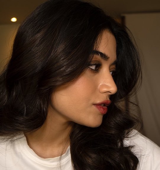 RashmikaTrends's tweet image. Wishing the incredible @dhanushkraja Sir, our beloved #Deva, a very Happy Birthday! 🎉 

May your day shine as bright as your talent; from all #Sameera aka @iamRashmika fans 🤗

#HappyBirthdayDhanush