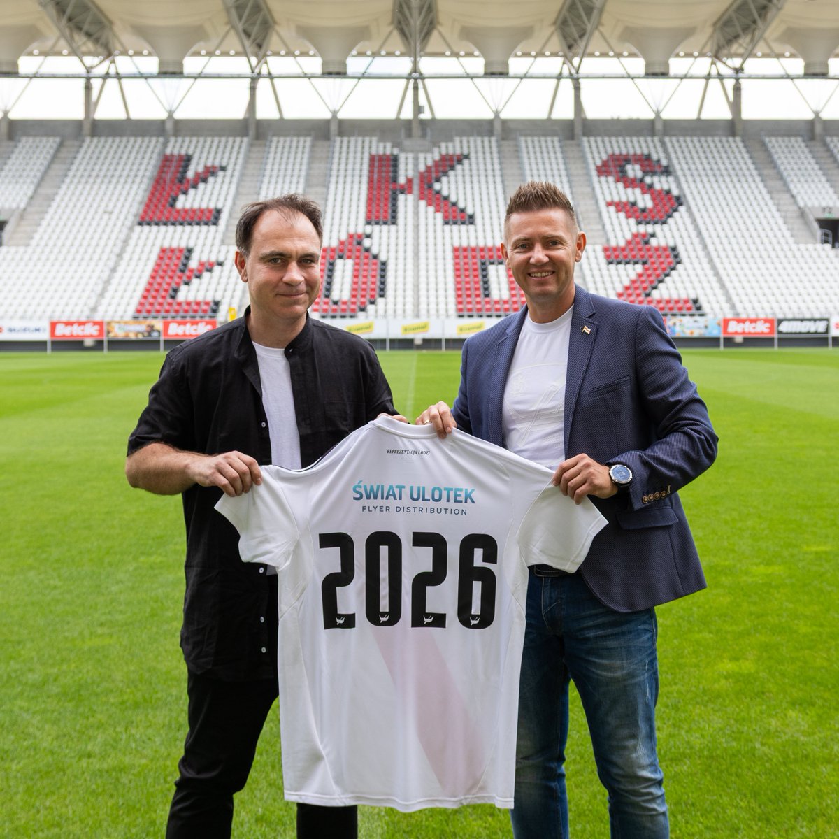 🎯 Ich kolportaż jest jak dobrze rozegrany kontratak: szybki, celny i skuteczny. Witamy Świat Ulotek w gronie partnerów ŁKS-u.

🔗 lkslodz.pl/aa25