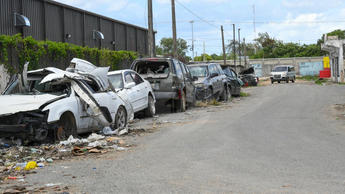 ListinDiario's tweet image. Mercado municipal de La Romana es foco de contaminación
🔗listindiario.com/la-republica/p…
Fotos: Jorge Martínez / LD
#ListínDiario