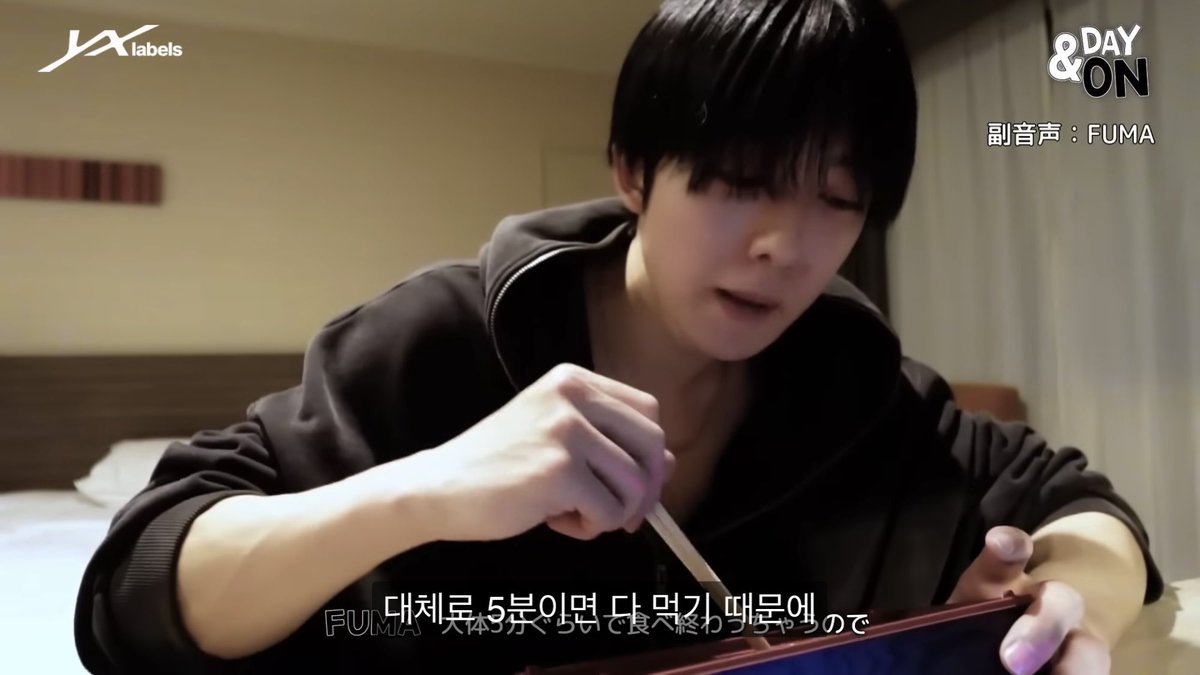 morugaetda's tweet image. 아니개웃기다 진짜