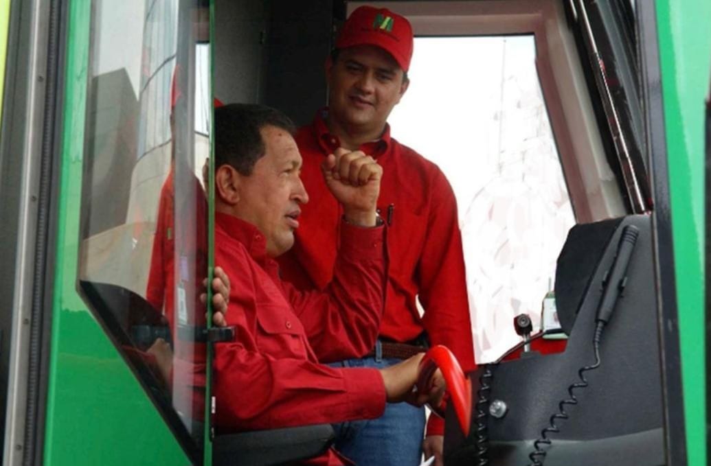 Hoy 28 de julio te celebro Comandante.
Agradezco a la vida vivir los mismos tiempos que tú, agradezco cada palabra que sembró conciencia, y sobre todo agradezco habernos enseñado a amar al Pueblo como se ama a la patria.

¡Hasta la victoria siempre, Venceremos! 🇻🇪❤️